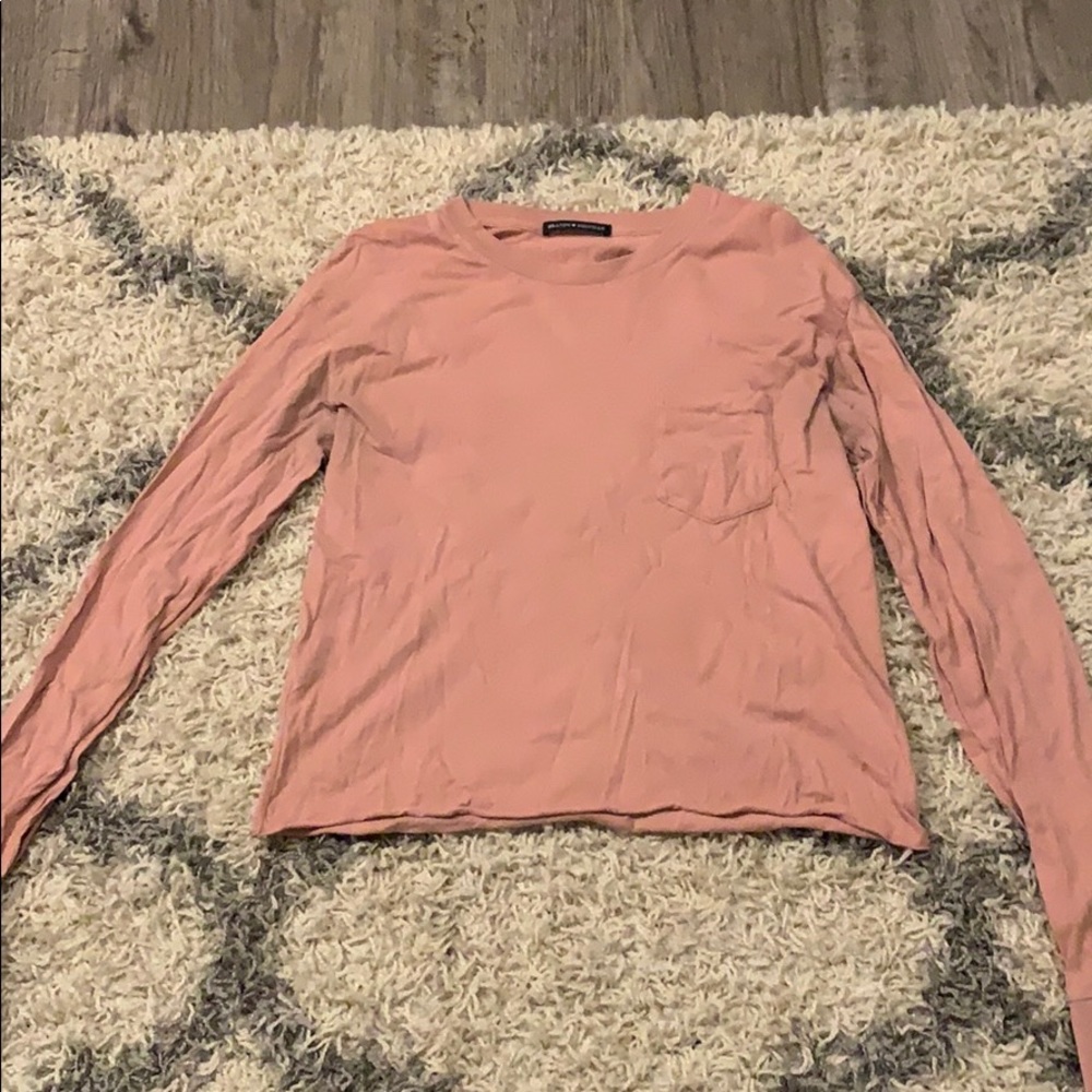 Long Sleeve Pink Cropped Tee
